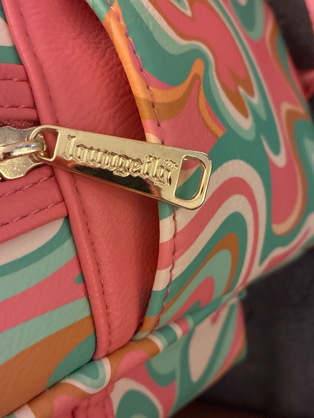 Loungefly Disney Coral Swirl Women's Crossbody Bag